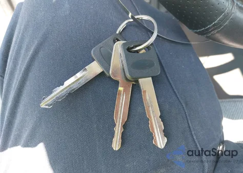 1998 Ford F-150 Standard/Xl/Xlt из США, поврежденный, VIN 1FTZF1724WNC20174